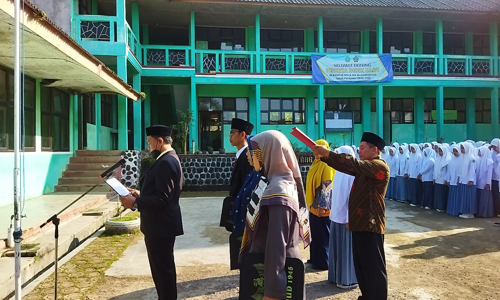 Pembacaan Sumpah Jabatan Kepala Madrasah 2022-2026